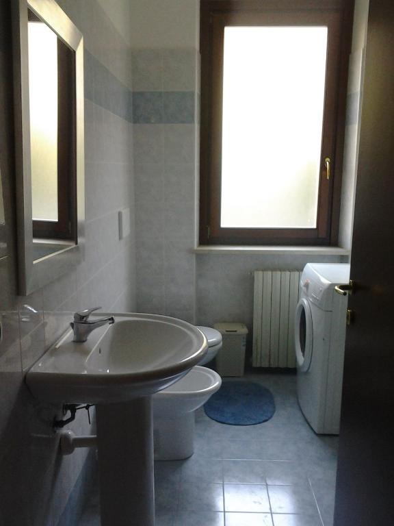 カステルヌオーヴォ・デル・ガルダCasa Lavoro Vancanzaアパートメント 部屋 写真