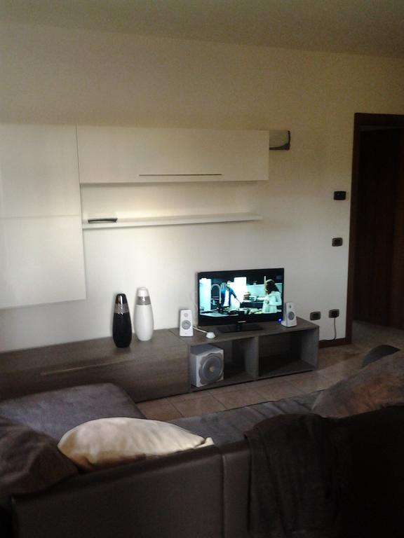 カステルヌオーヴォ・デル・ガルダCasa Lavoro Vancanzaアパートメント 部屋 写真